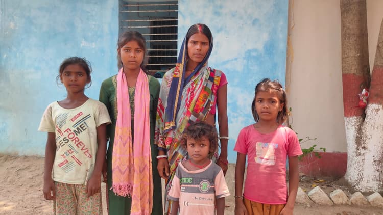 पांच बच्चे के पिता ने पहली पत्नी के रहते कर ली दूसरी शादी, मामला पहुंचा थाना