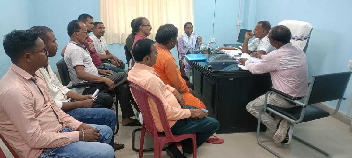 Seraikela Kharsawan News : खरसावां में रथयात्रा को लेकर सीओ ने की बैठक