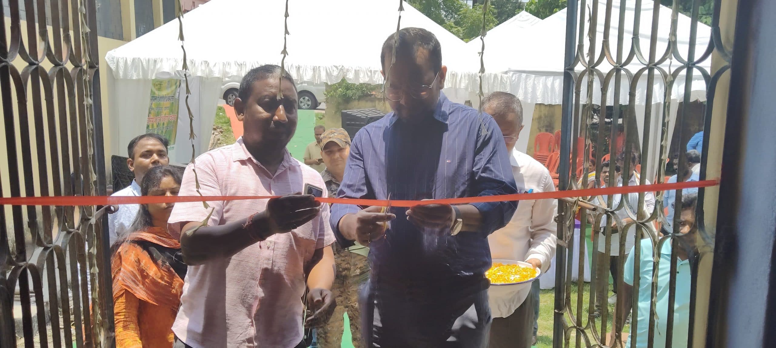 Seraikela Kharsawan News : सरायकेला. किसानों का 50 प्रतिशत अनुदान पर बीज मिलना शुरू