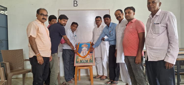 Motihari: महान समाज सुधारक थे संत कबीर