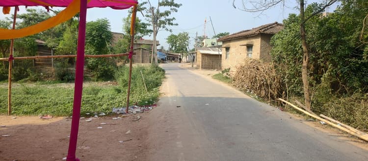 hajipur news. तेज धूप से गांव की गलियां हो जा रही हैं सुनसान