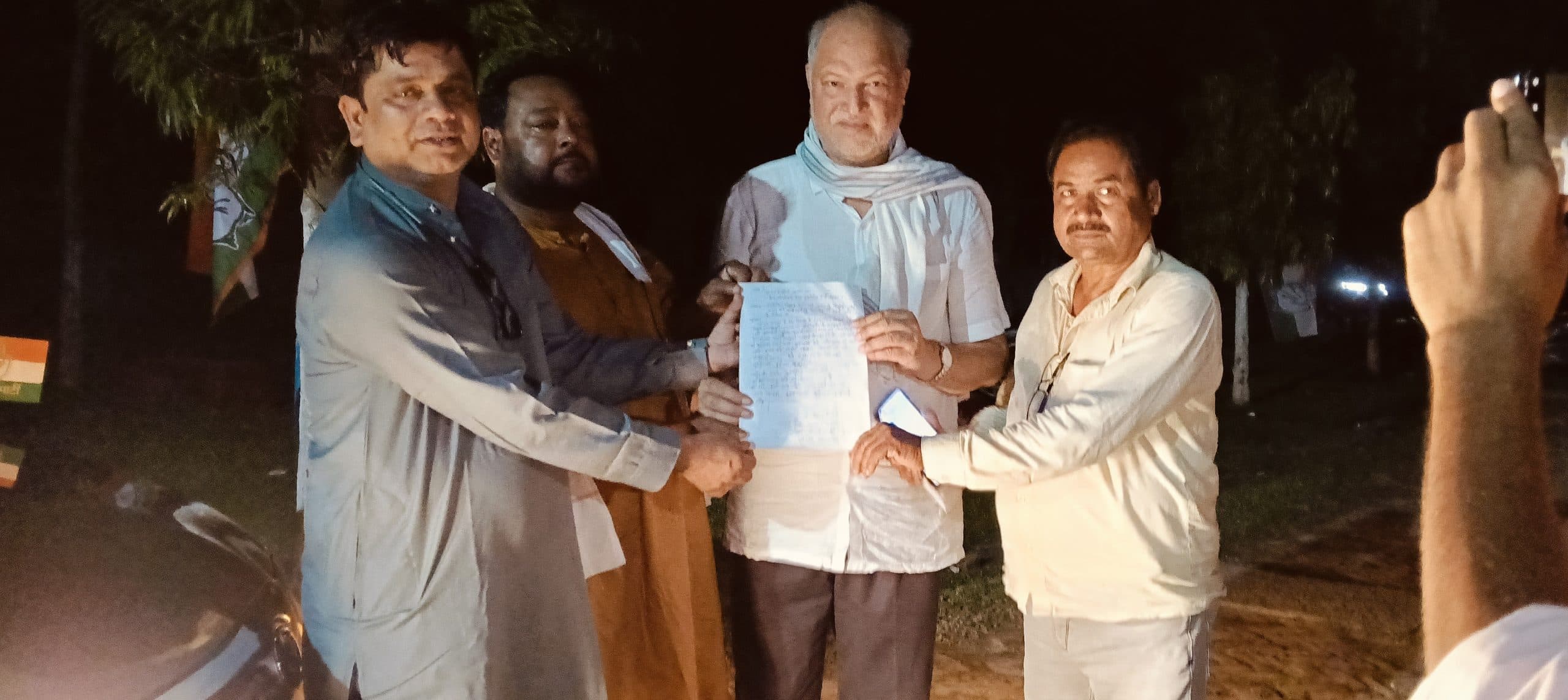 शिक्षक संघ ने विधायक को सौंपा मांग पत्र