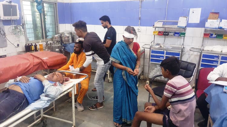 जमीन  मापी के दौरान भिड़े दो पक्ष,नौ जख्मी