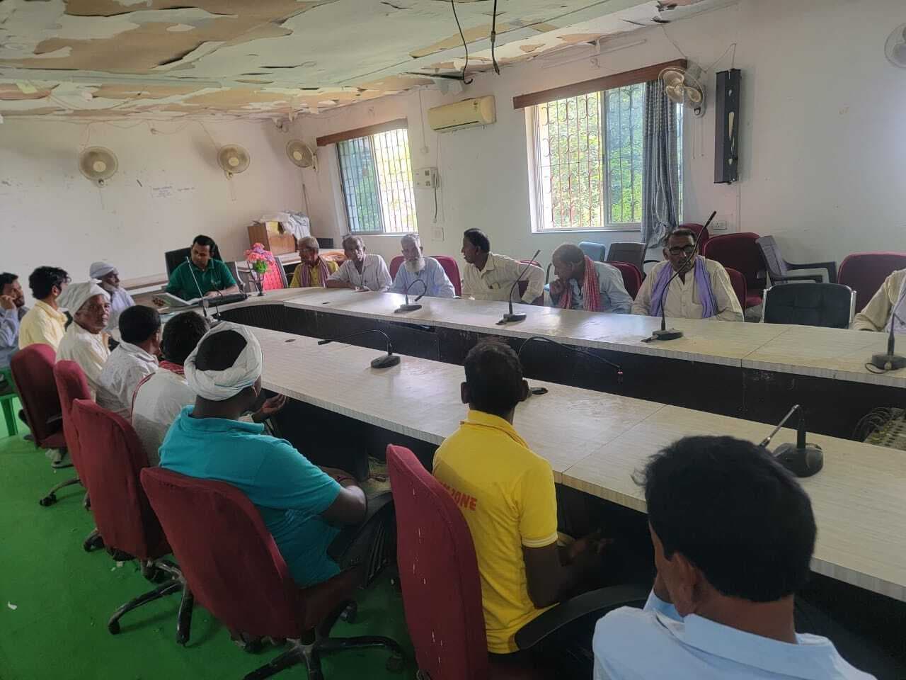 ग्राम प्रधान संघ ने सम्मान राशि भुगतान की मांग की