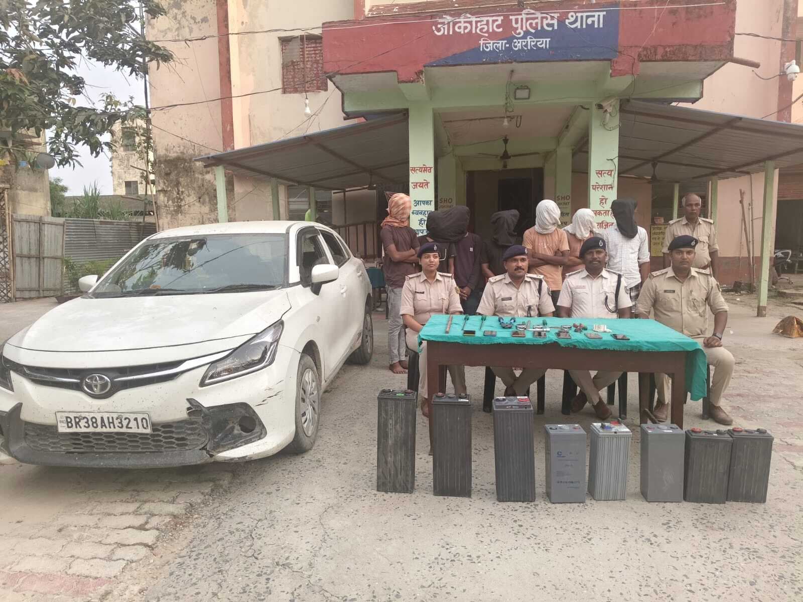 मोबाइल टावर से बैट्री चोर गिरोह के सात चोर गिरफ्तार