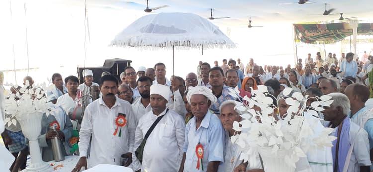 hajipur news. कबीर ने धर्म व वर्ण के आधार पर भेदभाव का किया पुरजोर विरोध