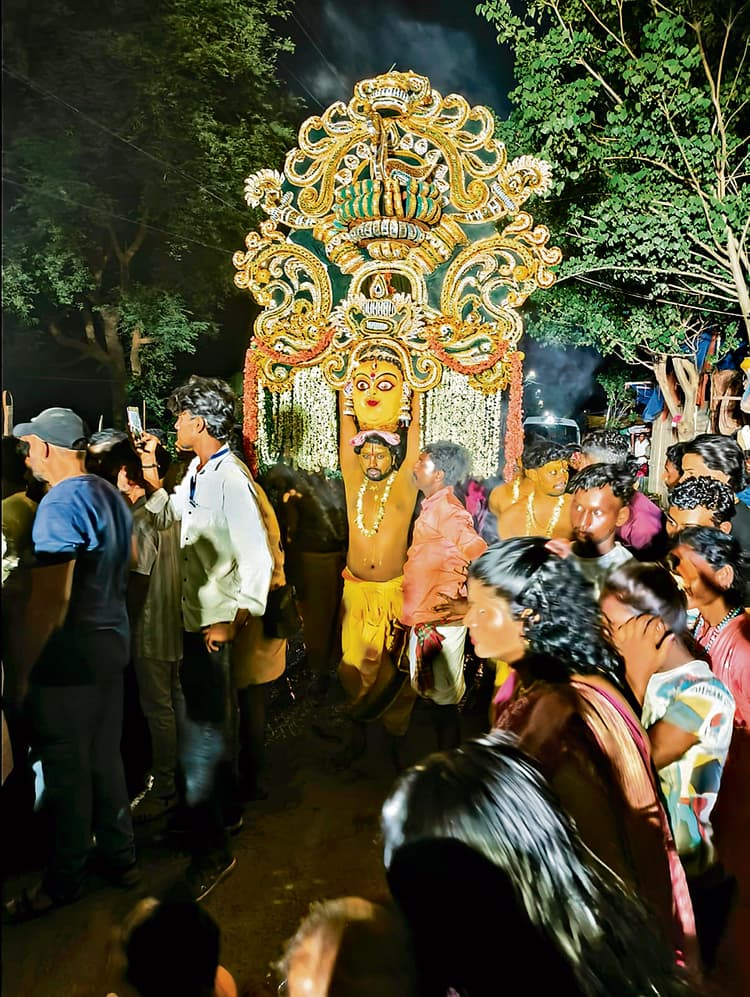 Rourkela News: भव्य विसर्जन शोभायात्रा के साथ श्रीश्री नुकलम्मा माता पूजा का समापन, श्रद्धालुओं ने लिया आशीर्वाद