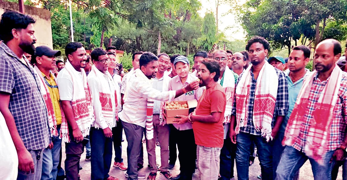 East Singhbhum News :  हमारी एकजुटता ही आंदोलन की असली ताकत है : विधायक