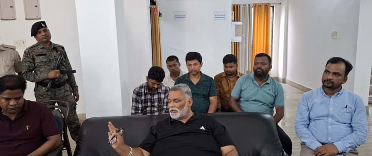 बिजली संकट को लेकर सांसद ने की बैठक, बोले- धैर्य रखें, हर समस्या पर है नजर