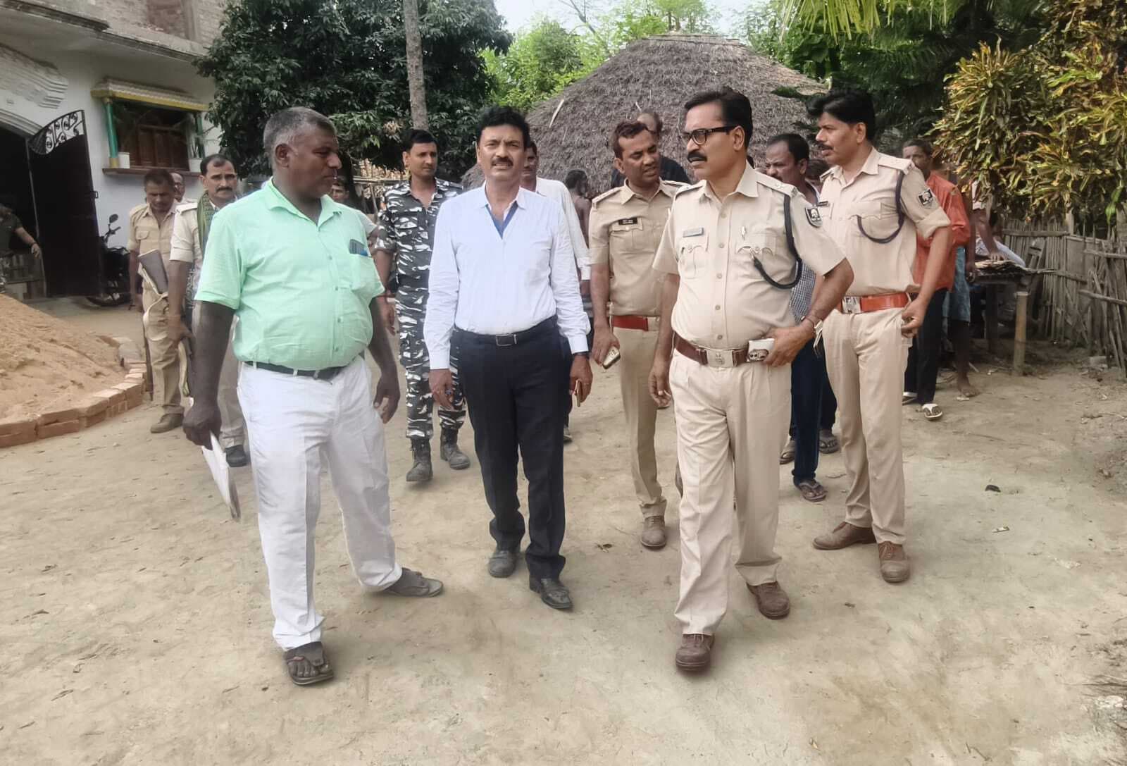 कब्रिस्तान भूमि विवाद की जांच में पहुंची स्पेशल ब्रांच की टीम