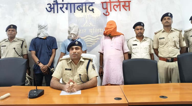 किशोर की हत्या मामले में तीन आरोपित चढ़े पुलिस के हत्थे