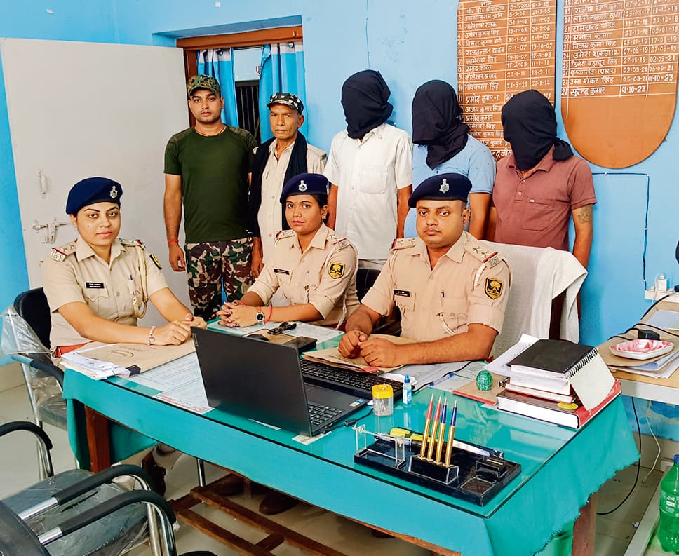 jehanabad News : भूमि विवाद में हत्या के तीन मुख्य अभियुक्त गिरफ्तार