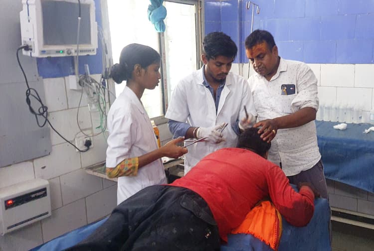 Aurangabad News : जमीन विवाद में मारपीट के दौरान ट्रैक्टर से कुचलकर महिला की हत्या