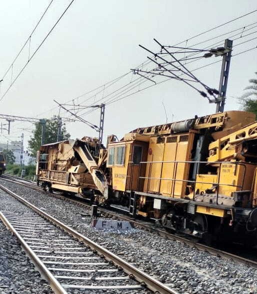 कपरपुरा में स्पेशल-106 फाटक पर मेंटेनेंस कार्य शुरू, आवाजाही ठप