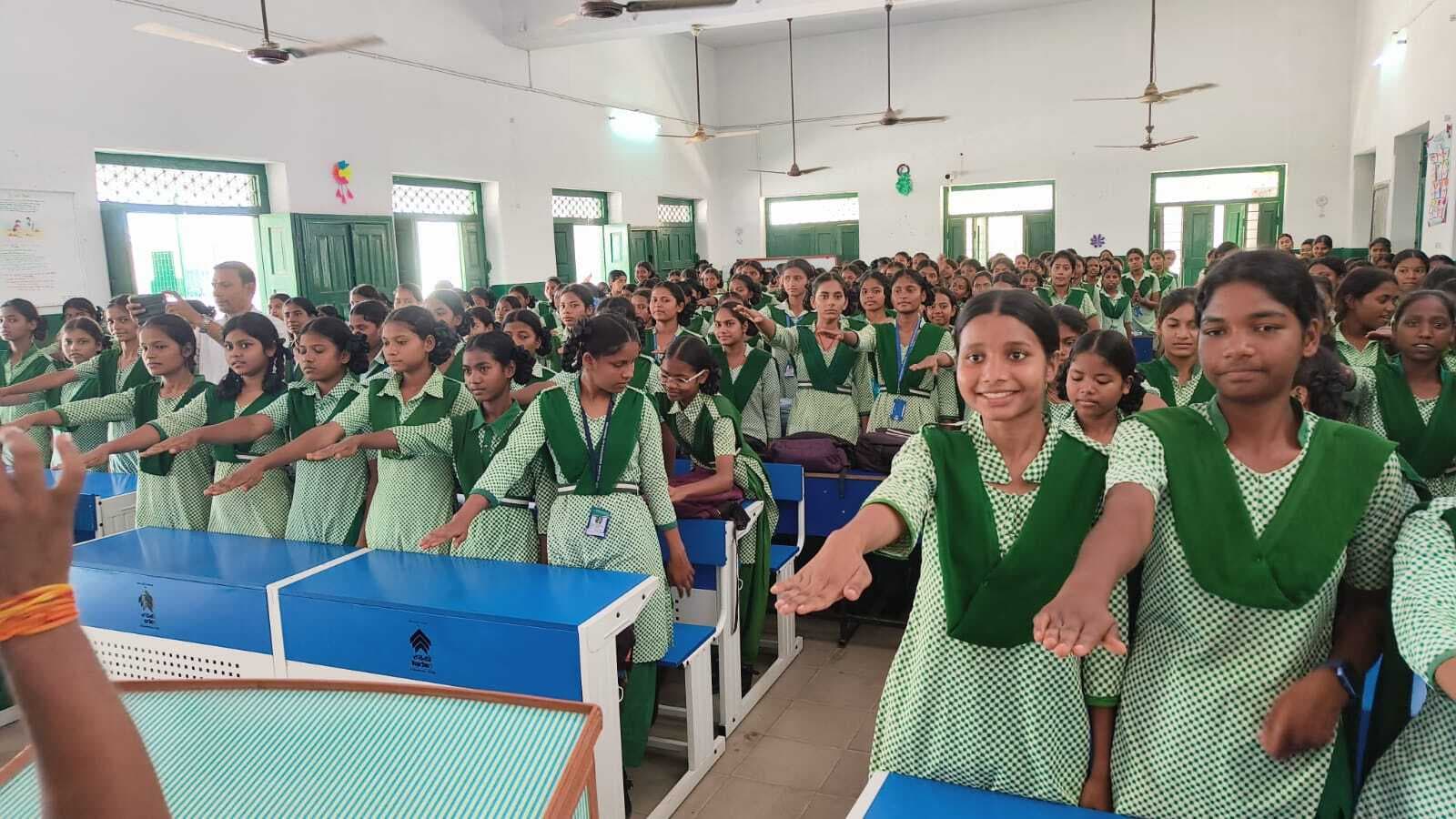 Chaibasa News : बाल श्रम सभ्य समाज में धब्बा के समान है : सचिव