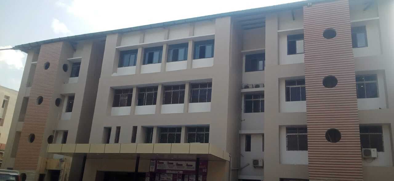 Chaibasa News : सदर अस्पताल में डॉक्टरों के स्वीकृत पद 35, पदस्थापित सिर्फ 19