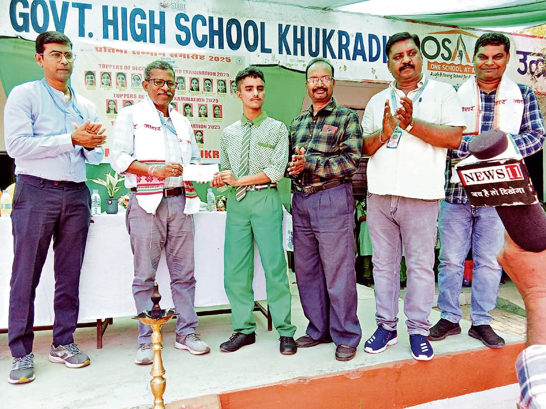 East Singhbhum News :सरकारी स्कूल के छात्र सारयस दत्ता को मिला जापान से आमंत्रण