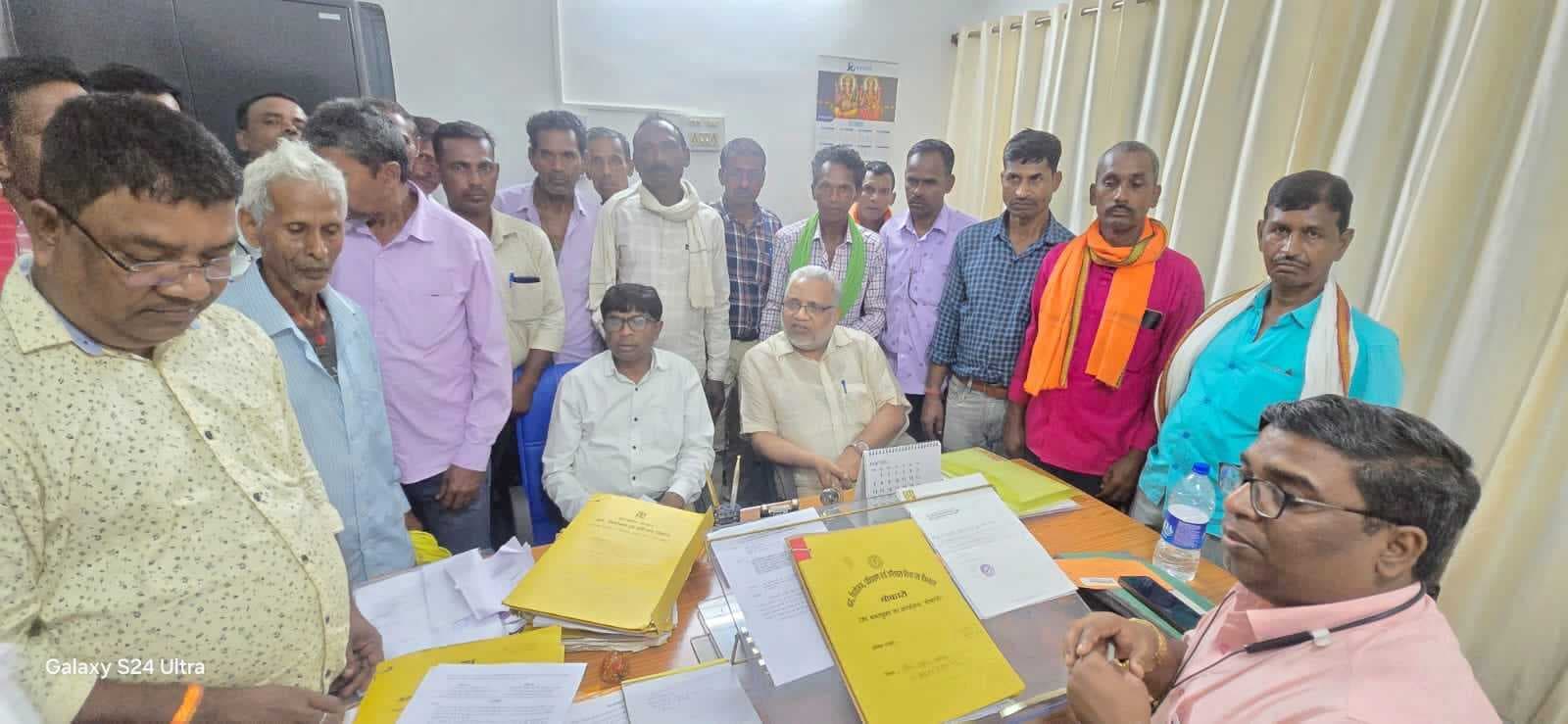 भाकपा माले की पंचायतों में जनसुनवाई एक से