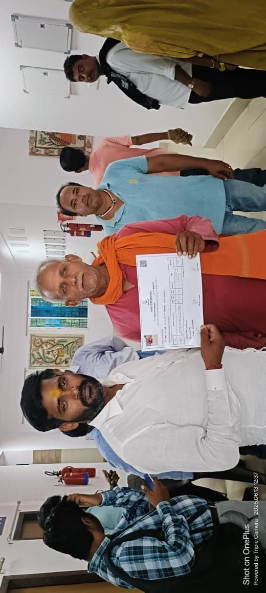 Motihari: सदर अंचल के दो लोगों को मिला वास भूमि