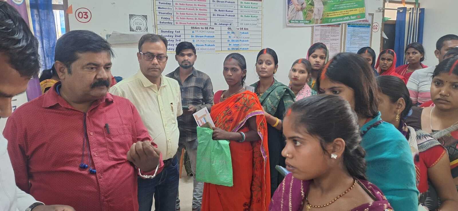 मरीज व परिजनों ने किया हंगामा