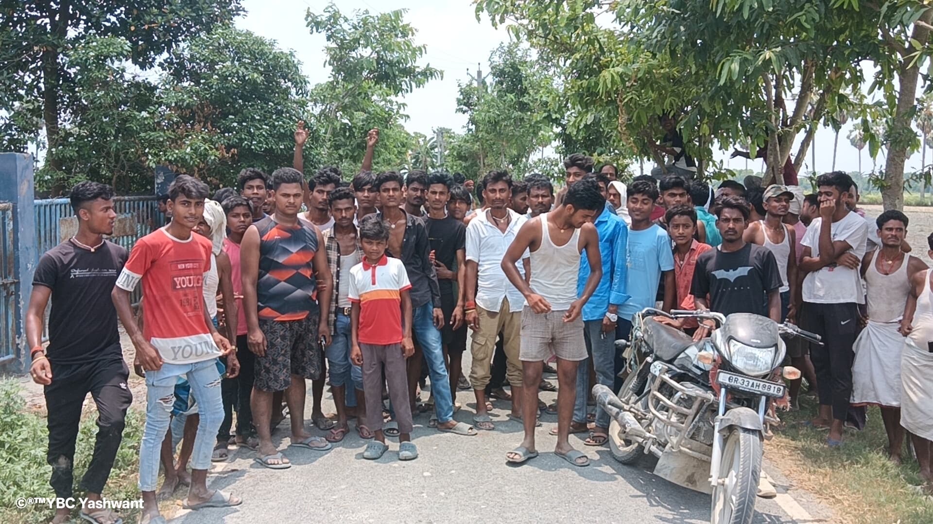 Samastipur News:मसीना पावर सब स्टेशन के समक्ष किया प्रदर्शन