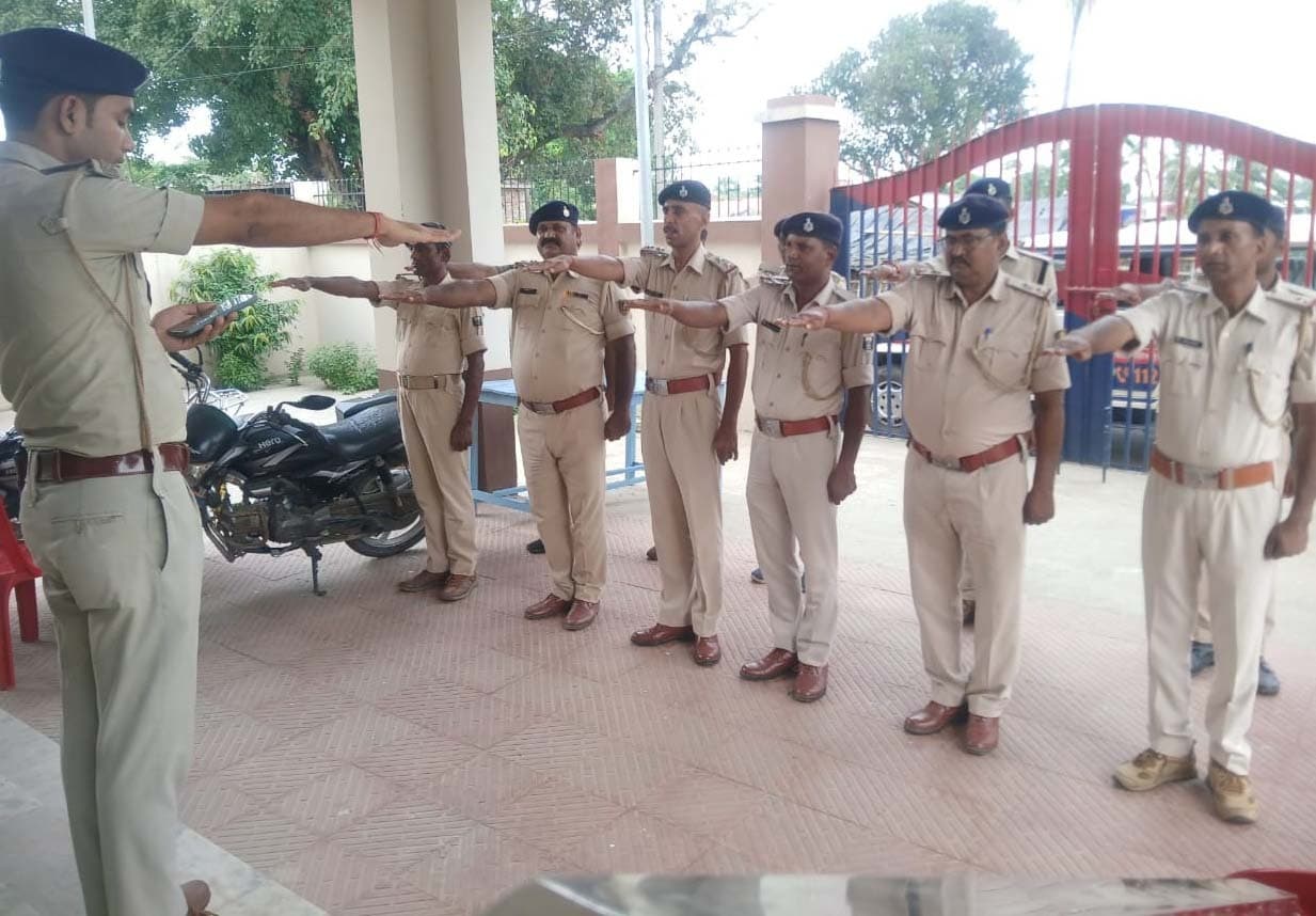 बाल श्रम रोकने के लिए तीनों थाना में मना संकल्प दिवस