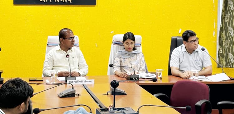 जिले में दो चरणों में 75 पंचायत सरकार भवनों का निर्माण शुरू