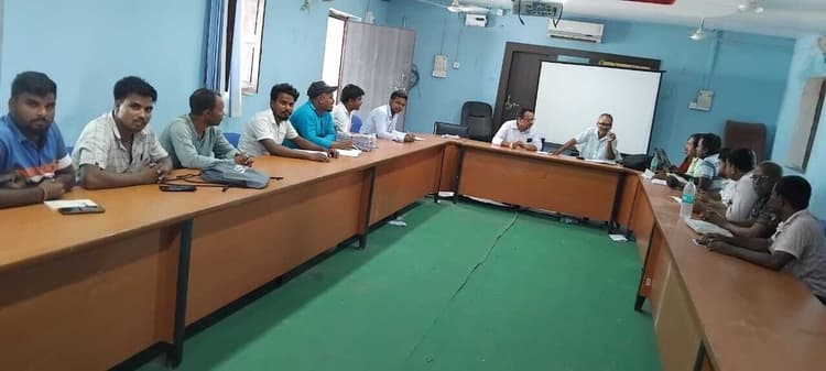 स्वच्छताकर्मी इमानदारीपूर्वक काम करें : बीडीओ