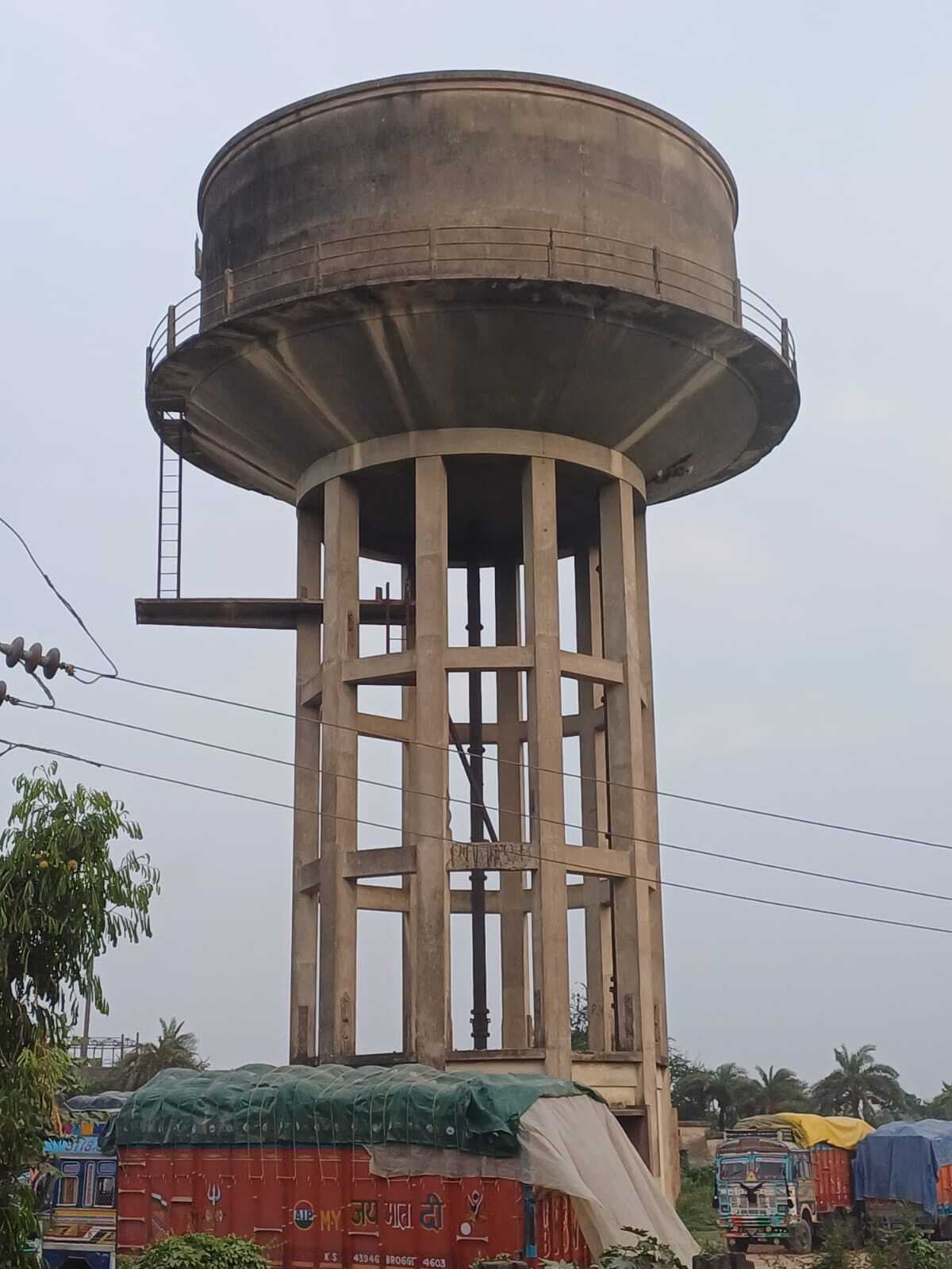 उद्यमियों के अरमान "प्यासे ", 16 किमी औद्योगिक क्षेत्र में पानी की एक बूंद नहीं