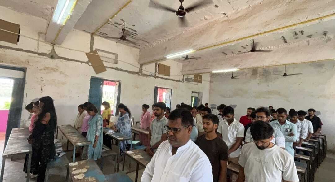 विमान दुर्घटना दु:खद, जताया शोक