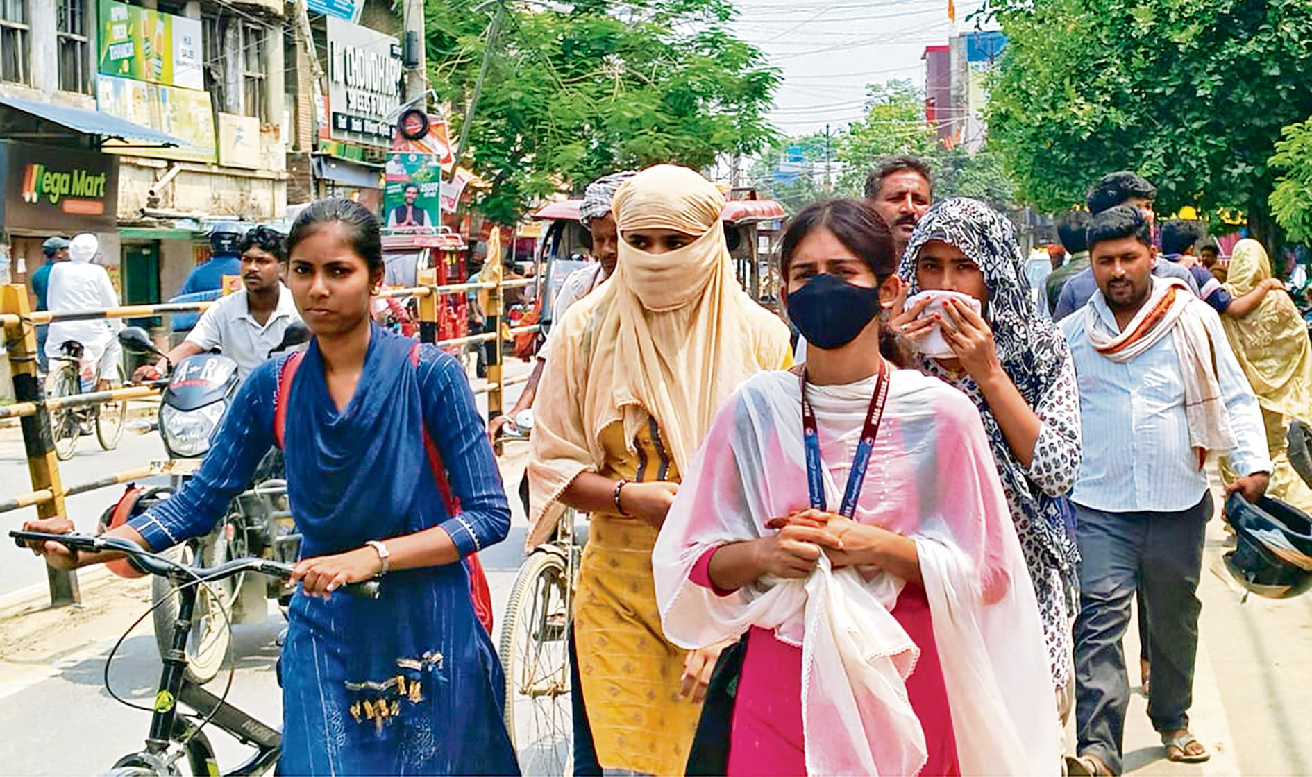 Gopalganj News  : जिले के लोगों ने झेली 46 डिग्री जैसी गर्मी, शाम को बादलों ने दी थोड़ी राहत