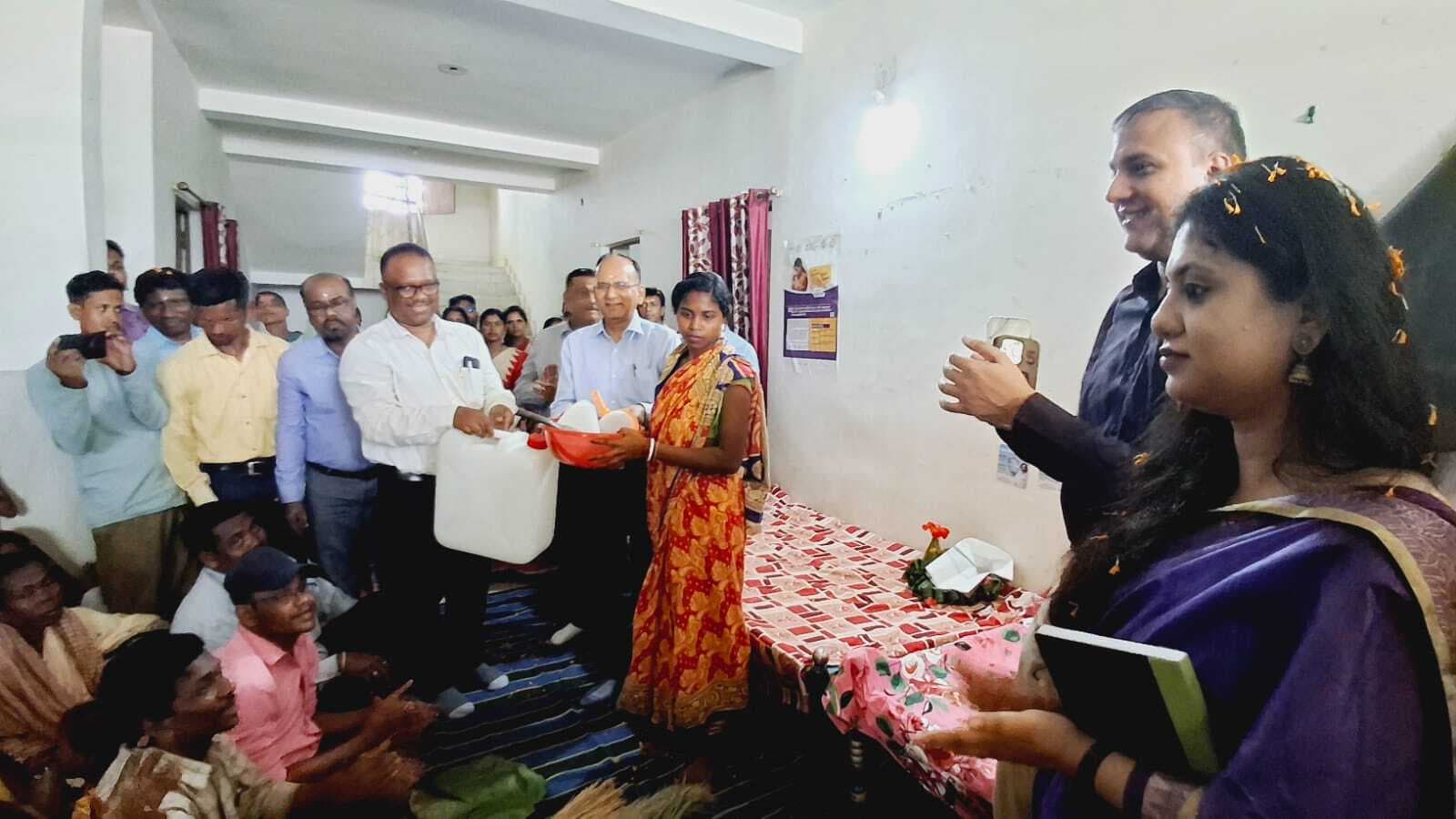 East Singhbhum News : शहद प्रोसेसिंग को मिलेगा बढ़ावा