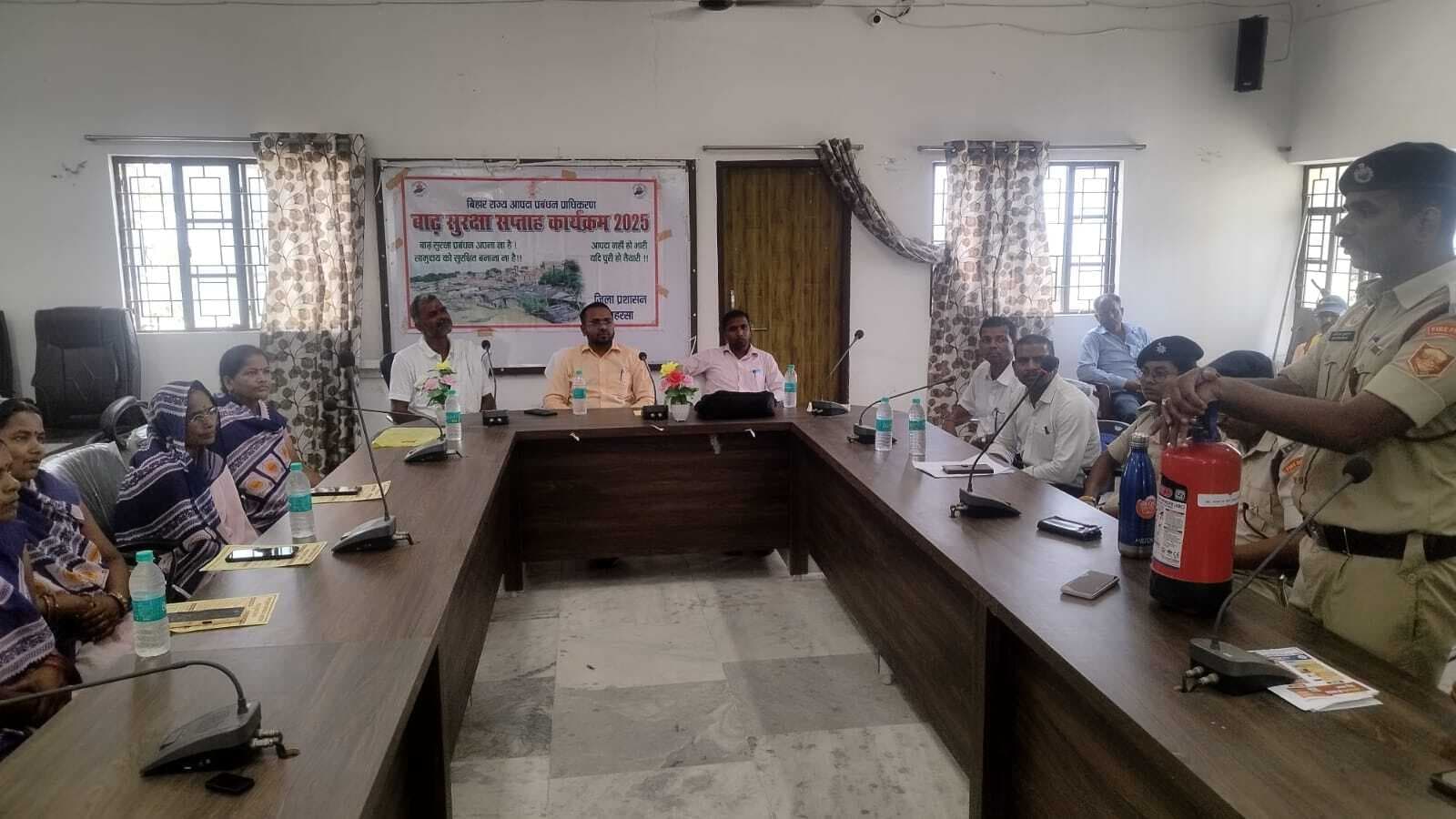 आपदा या दुर्घटना के दौरान घबराने के बजाय सतर्कता और त्वरित निर्णय अहम