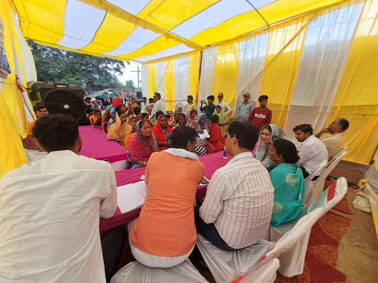 कोल बस्ती में मूलभूत सुविधाओं का अभाव, पेयजल संकट गहराया