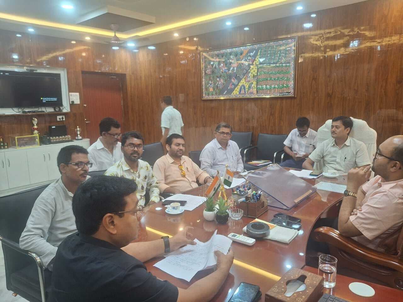 कम मतदाता जोड़ने व अधिक फार्म रिजेक्शन वाले बीएलओ  के कार्यों की समीक्षा