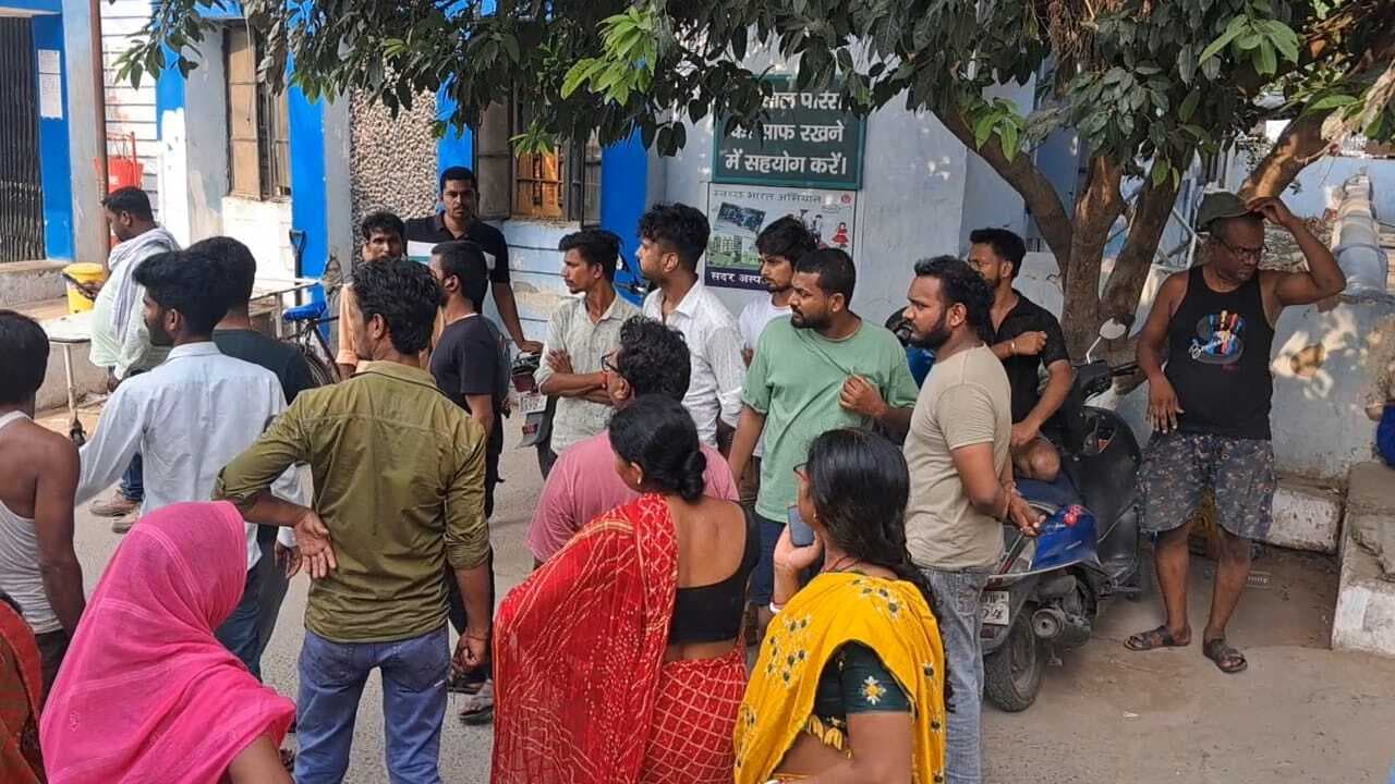 लावारिस अवस्था में मिला युवक का शव, परिजनों ने दोस्तों पर लगाया आरोप