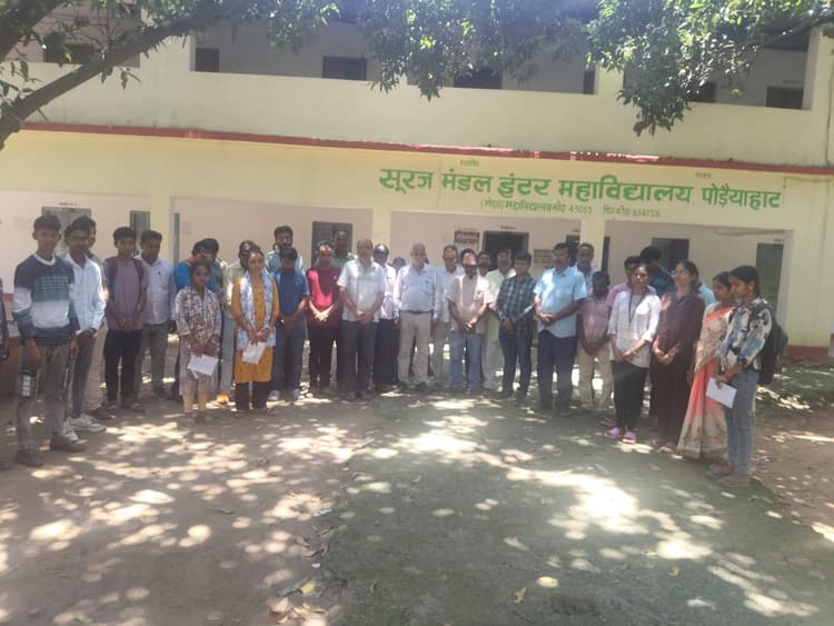 हादसे में व्याख्याता की मौत के बाद कॉलेज में पसरा सन्नाटा