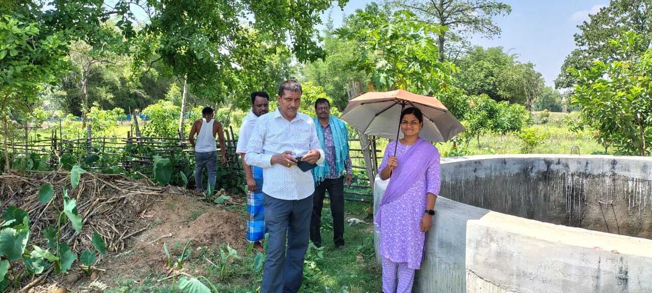 कार्य स्थल पर अनिवार्य रूप से लगायें योजना का पट्ट : बीपीओ