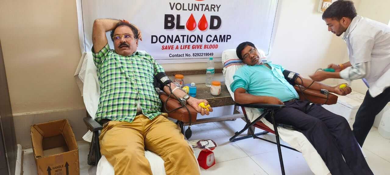 Bokaro News : रक्तदान से बड़ा कोई धर्म नहीं : परियोजना प्रधान