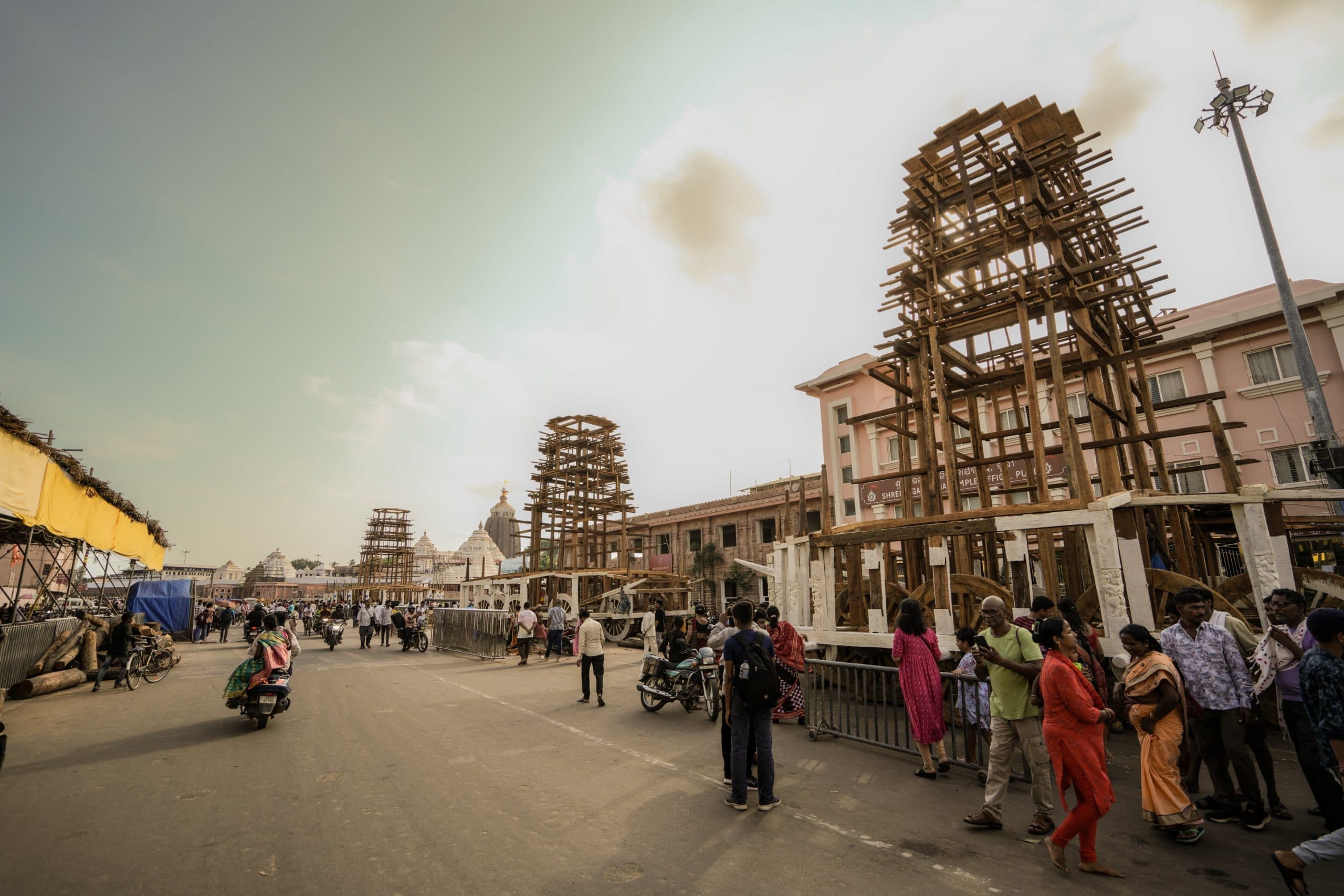 Bhubaneswar News: रथयात्रा के दौरान मोबाइल का इस्तेमाल नहीं कर सकेंगे सेवायत