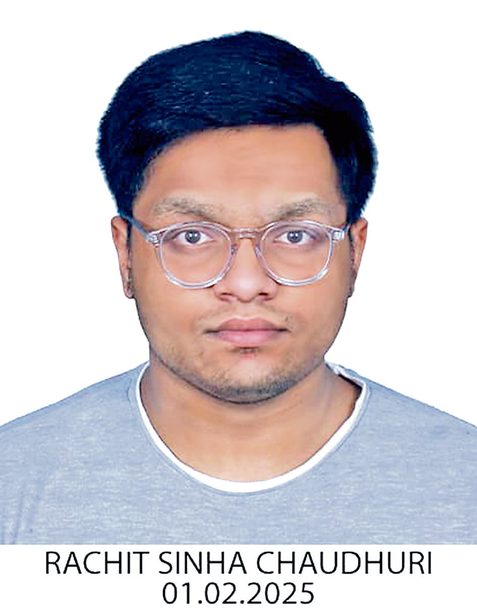 नीट-यूजी: 670 अंक व 16वें रैंक के साथ रचित सिन्हा चौधरी बने बंगाल टॉपर