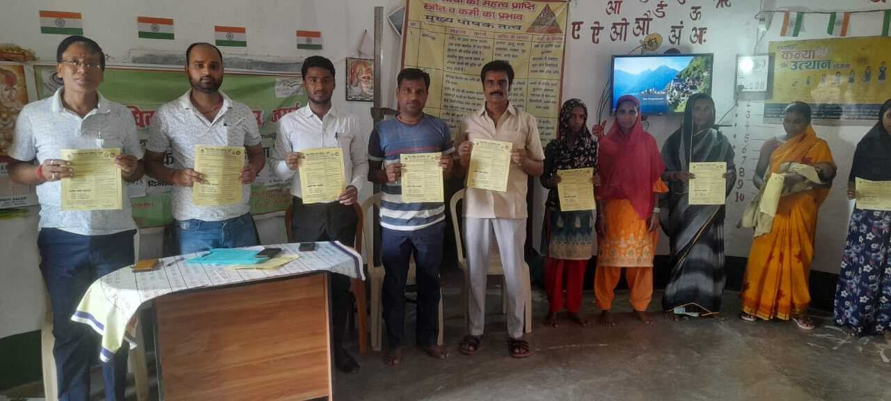 विधिक जागरूकता शिविर में अपने अधिकारों से अवगत हुईं महिलाएं