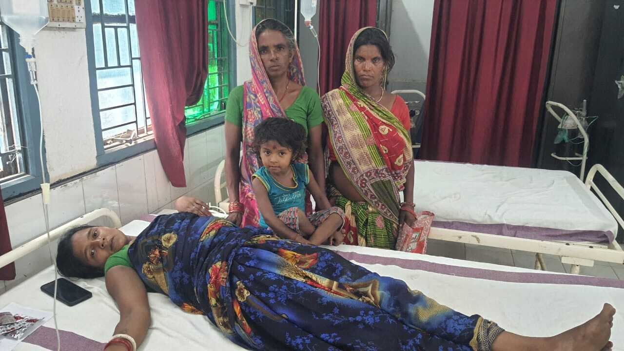 विधवा के पुरुषों ने की दबंगई, मारपीट कर किया बेहोश