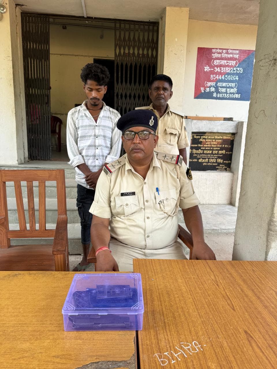 पिस्टल व मैगजीन के साथ एक अपराधी गिरफ्तार, एक फरार