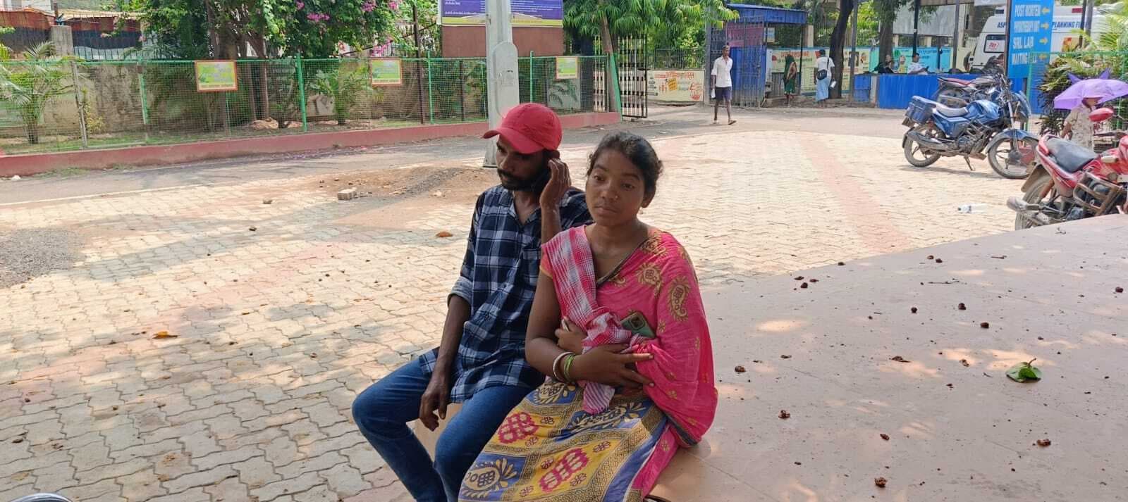 बोरियो में बाइक से गिरकर चालक की मौत व सवार घायल