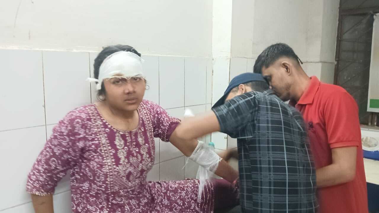 Deoghar News : टैंकर ने स्कॉर्पियो को मारी जोरदार टक्कर, छह लोग गंभीर रूप से घायल