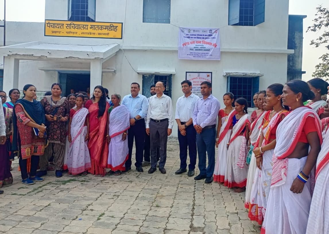 Seraikela Kharsawan News : उत्पादों की ब्रांडिंग, मार्केटिंग संग वैल्यू एडिशन पर फोकस करें