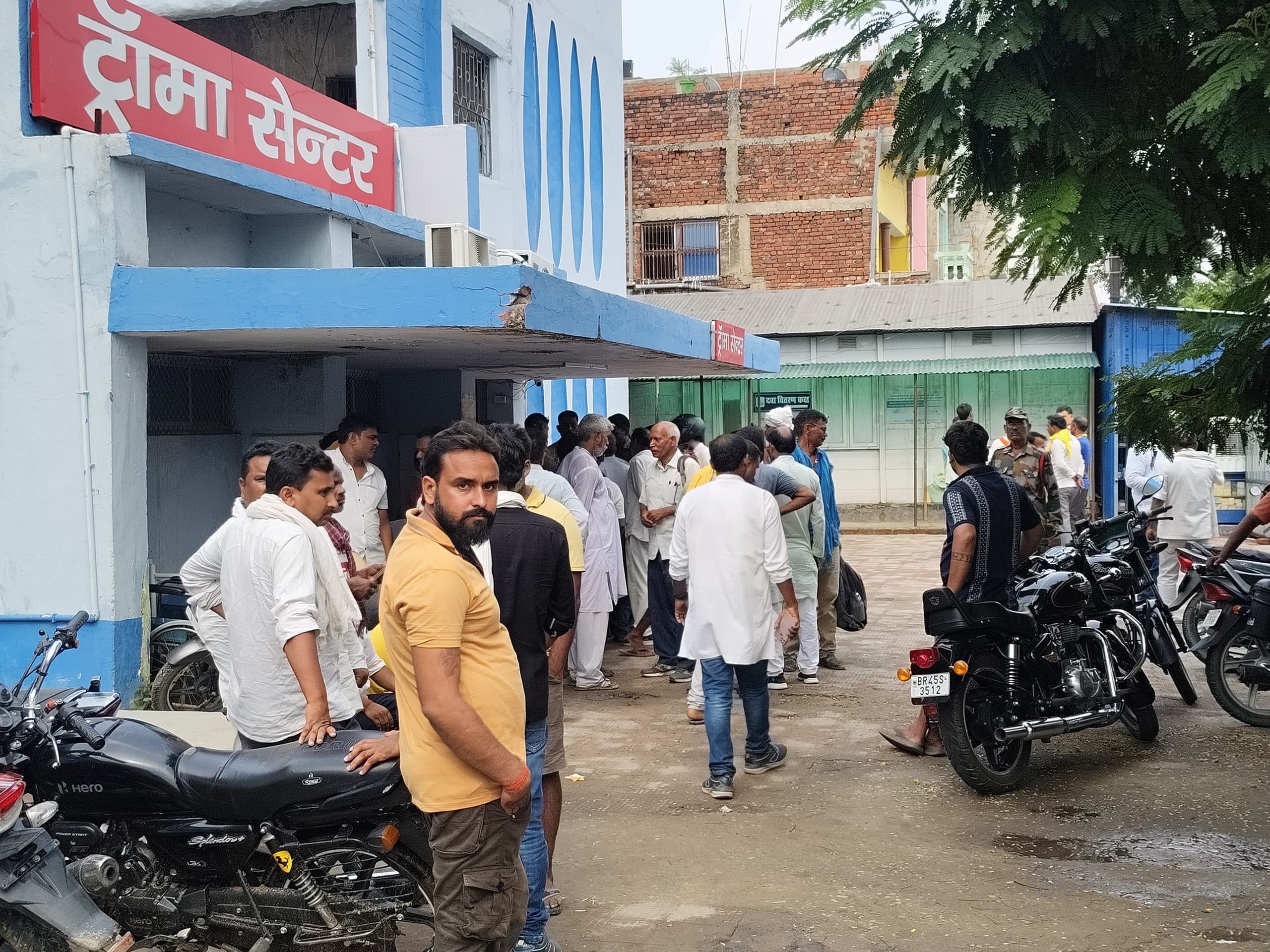 आकाशीय बिजली की चपेट में आने से रसोइया की मौत