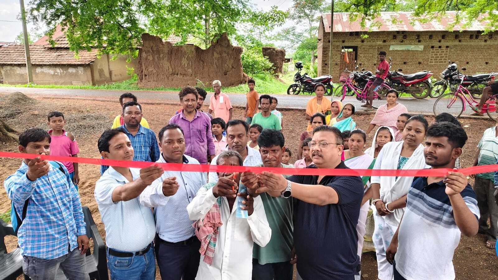 हरिपुर में इंटीग्रेटेड एक्टिव केस सर्च अभियान शुरू