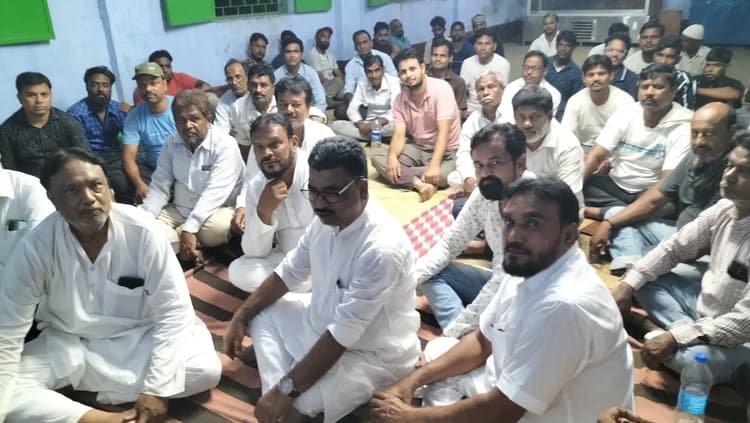 Dhanbad News : 16 पंचायतों की मुस्लिम कमेटी ने लिया फैसला : मुहर्रम में आग का खेल व डीजे पर रहेगी पूरी पाबंदी